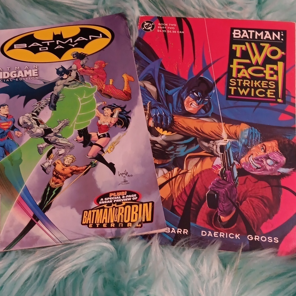 Batman comics set 2  two face strikes twice DC comics